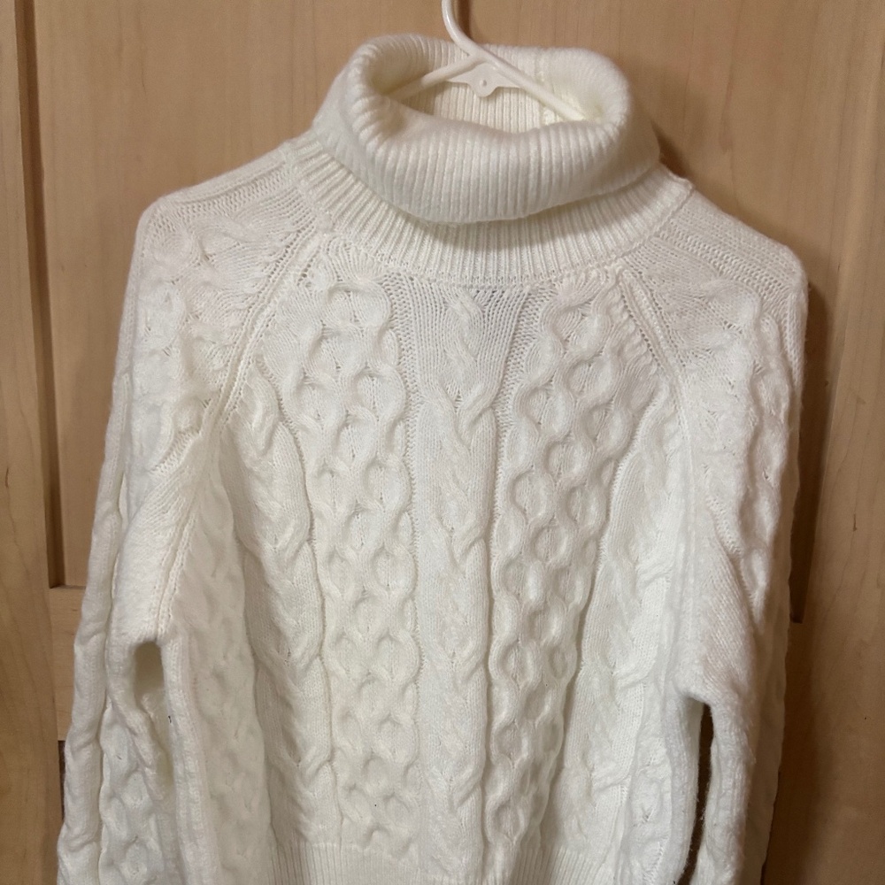Cropped sweater